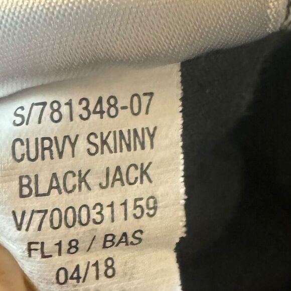 Old Navy Curvy Skinny Black Jack Women’s Size 6 - Picture 8 of 8